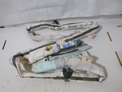 Audi q3 шторка безпеки подушка сидіння права комплект фото №1