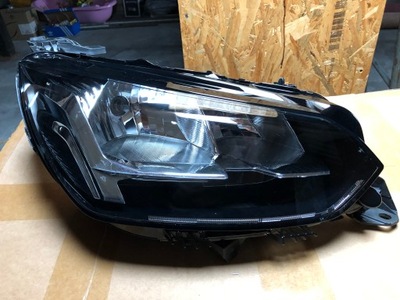 FARO DERECHA PARTE DELANTERA PEUGEOT 208 II OEM  