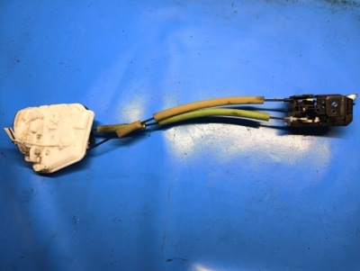 Замок дверь ручка правый задняя mazda 3 iii bm bn 13-19r. фото №1