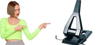 Dziurkacz SAX 608 (63k) czarny