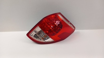 Toyota rav4 iii лампа задняя правая фото №1