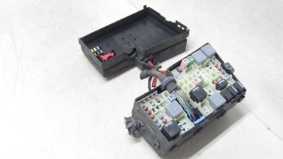 Volvo v40 ii 2.0 коробка запобіжників 12-17 фото №1