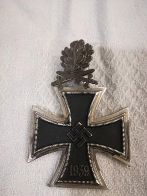 Krzyż Rycerski orderu Krzyża Żelaznego liście dębu