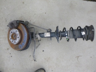 Амортизационная стойка поворотный кулак левая polo vi 2q0 фото №1