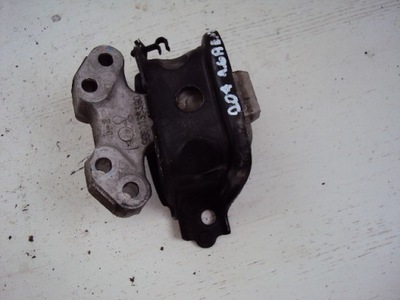 Кронштейн подушка двигателя peugeot 207 2006-2012 фото №1