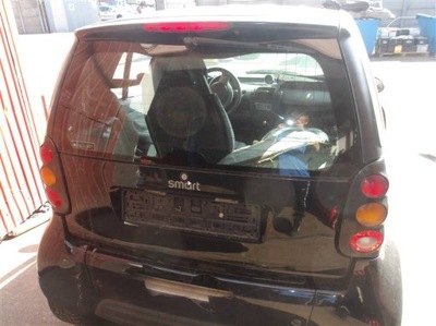 Кришка багажника задня скло smart fortwo фото №1