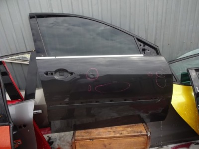 Laguna iii дверь правый перед фото №1