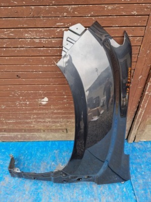 Крила лівий передній dacia duster ii 2017r- фото №1