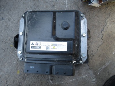 Бортовий комп'ютер блок керування 1860b890 фото №1