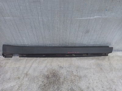 Mercedes ml w164 молдинг порог правая a1646900240 фото №1