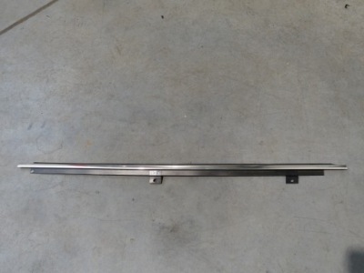 Vw new beetle cabrio 1y0 молдинг ущільнювач двері ліва хром фото №1