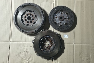 Зчеплення диск притиск маховик з двома масами колесо двомасовий peugeot 508 2.0hdi гібрид фото №1