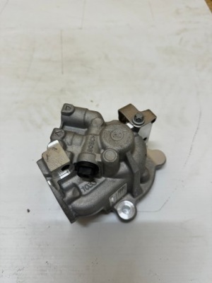 Насос wysokiego давления mercedes a6540704601 фото №1