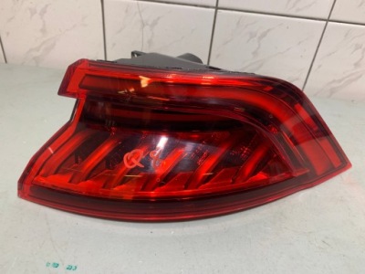 Audi q8 4m8 лампа задняя правая led basic europa 4m8945070 фото №1