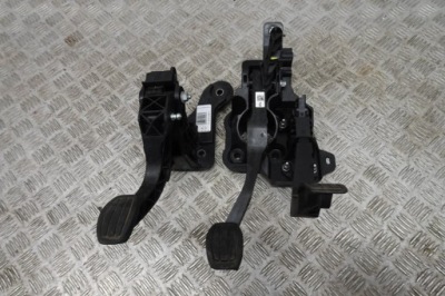 Opel corsa f педаль гальма газу потенціометр педаль зчеплення комплект фото №1