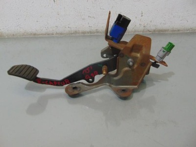 Педаль сцепления renault captur 0.9 tce фото №1