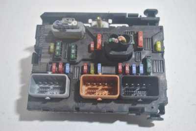 Модуль коробка запобіжників citroen c2 1.4hdi 9659741780 фото №1