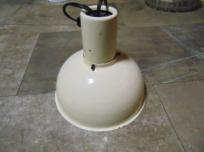 Lampa metalowa,industrial,vintage lat 60-70