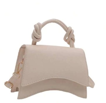 SHEIN TOREBKA KOPERTÓWKA BEŻOWA Z RĄCZKĄ W SUPEŁ 19/7,5/13,5 11JB