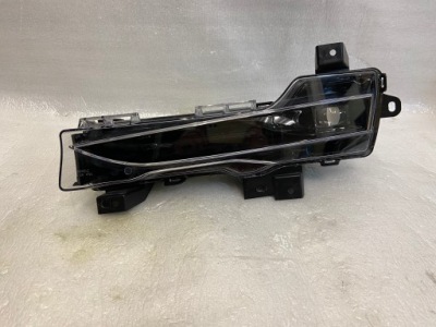 Tesla model 3 y led противотуманная фара левый 1624797-00-a фото №1