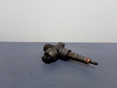 PASSAT B6 2.0 TDI POMPOWTRYSKIWACZ 036130073B