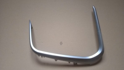 Молдинг бампера права правий перед toyota corolla e21 18- sedan фото №1