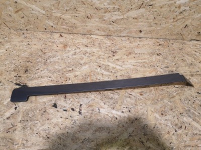 Peugeot rifter berlingo iv молдинг накладка рейки правая 98186963 evl фото №1