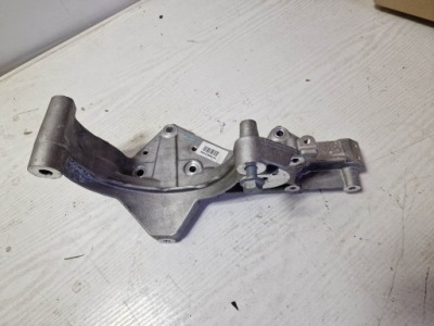 Кронштейн кронштейн генератора насоса кронштейн iveco 2.3 фото №1