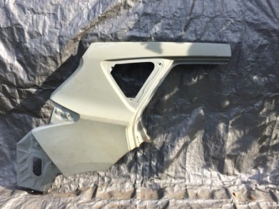 Toyota auris ii 5d крила правий задня задній правий фото №1