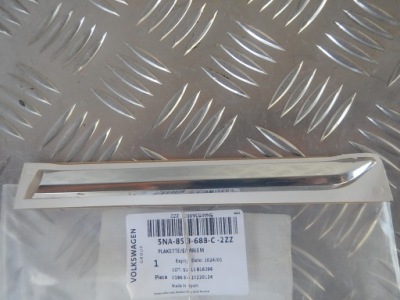 Vw tiguan r-line ліва молдинг двері 5na853688c фото №1