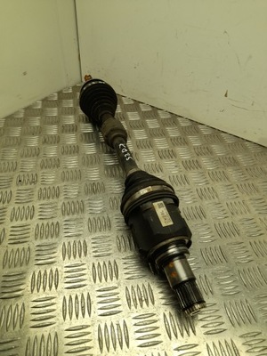 Toyota prius prime 2016 приводной вал передняя фото №1