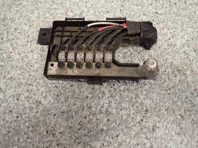 Kia picanto crdi 04-11 клема плюсова запобіжники пластина фото №1