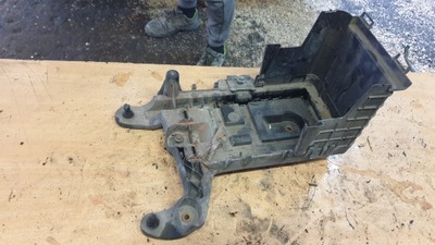 Vw golf v основа акумулятор фото №1