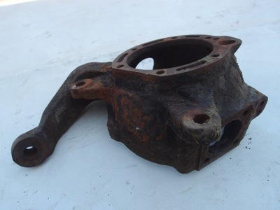 Поворотный кулак левый перед nissan patrol y61 фото №1