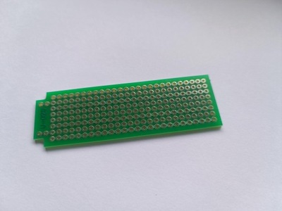 Płytka uniwersalna U-025 - 77,1x26,85 [mm] - wiercona