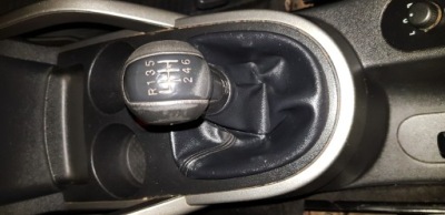 Чохол i ручка передач seat toledo iii 3 altea фото №1