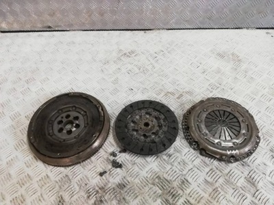 Citroen c4 cactus 1.2 thp колесо двомасовий фото №1