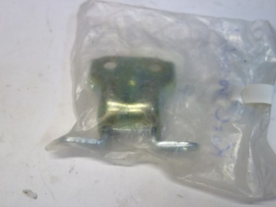 Петля дверь перед левый нижний opel karl 96689917 фото №1