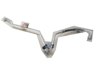 Шланг кондиціонера jeep grand cherokee wk2 68161177ab фото №1