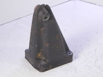 Mercedes c w203 кронштейн двигателя 2,2cdi a6112230804 фото №1