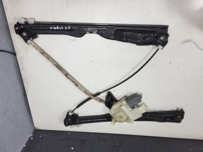 Peugeot 308 t9 підйомник скло правий перед фото №1