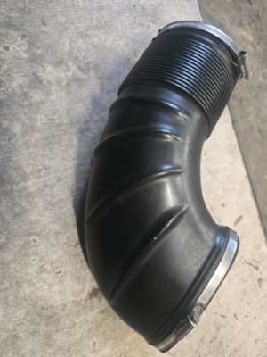 Шланг труба коліно фільтра повітря a klasa w177 gla h247 amg a45 2.0 b фото №1