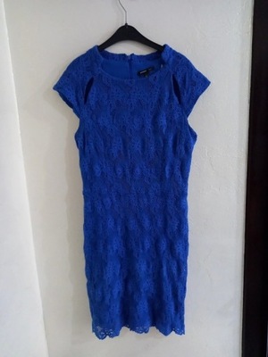 Niebieska sukienka z Mango