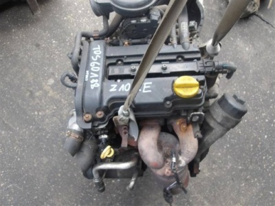 Двигун opel corsa c 1.0 12v фото №1