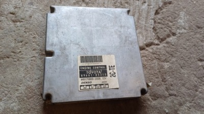 Toyota avensis блок керування двигуна 89661-05310 фото №1