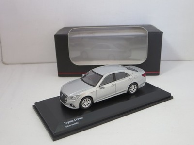 Kyosho 1:64 Toyota Crown silver