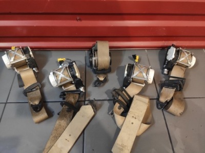 Mercedes w164 ml pas безопасности левый правый перед задняя бежевый фото №1