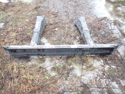 Балка задний  рамы лонжерон зона деформации chevrolet corvette c7 2014- фото №1