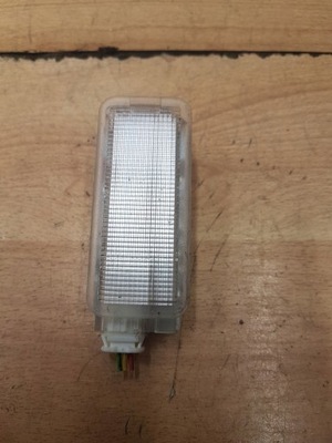 Лампа освещение салона peugeot 508 207 фото №1