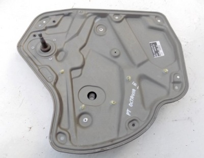 Підйомник скло праві задній skoda octavia 2 ручка склопідйомника 1z0839656 фото №1